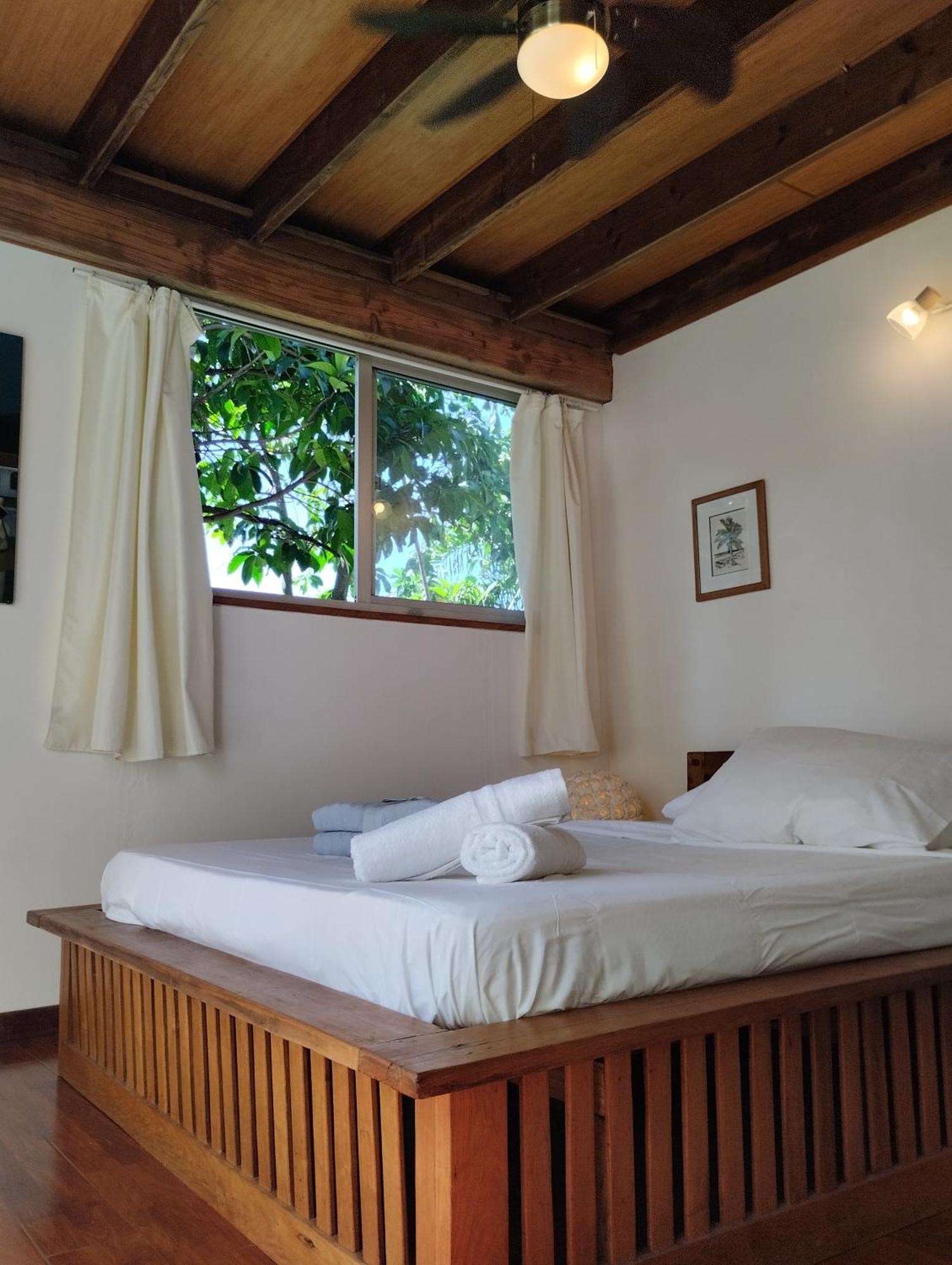 Tema'E Beach House Temae Εξωτερικό φωτογραφία