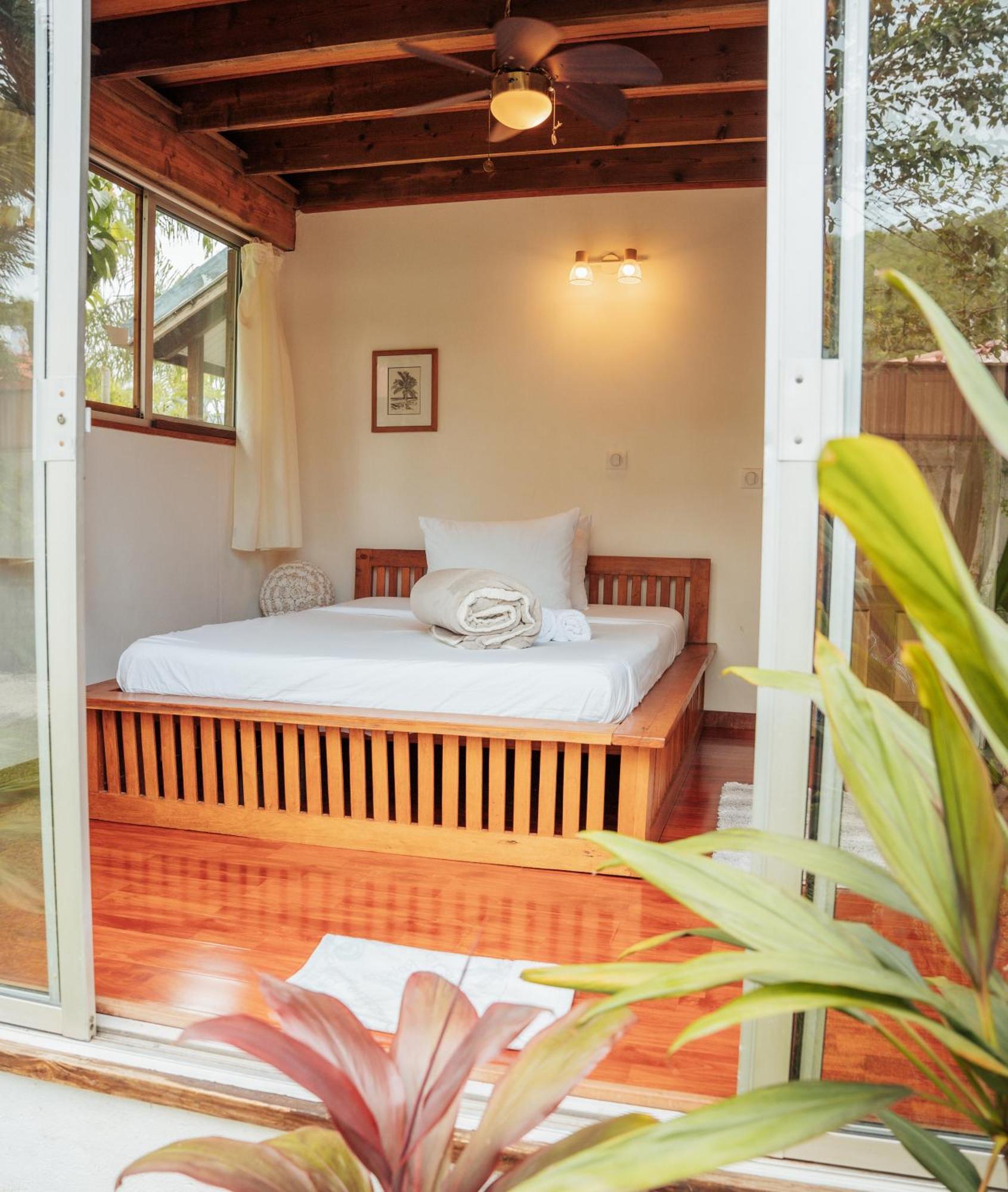 Tema'E Beach House Temae Εξωτερικό φωτογραφία