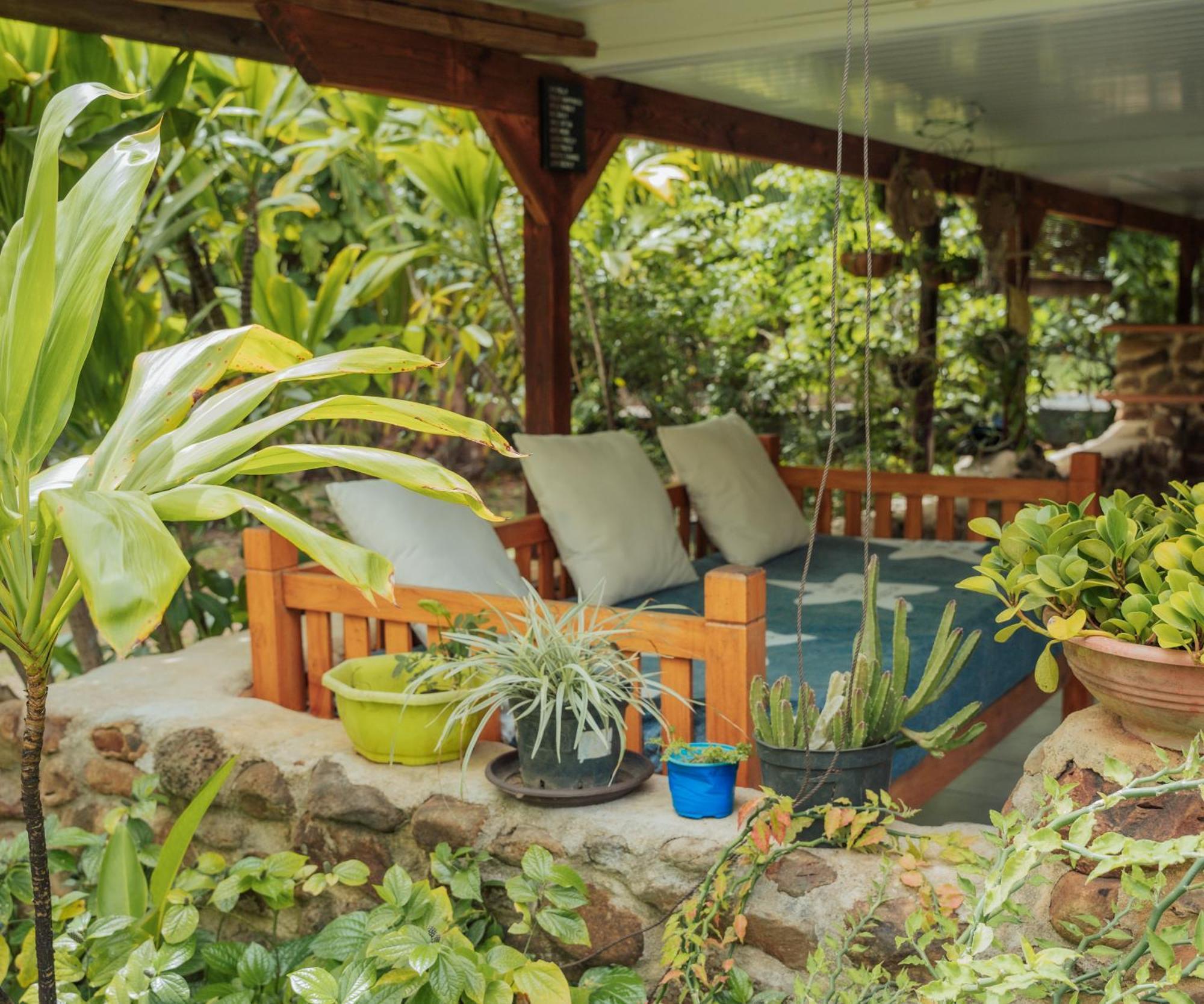 Tema'E Beach House Temae Εξωτερικό φωτογραφία
